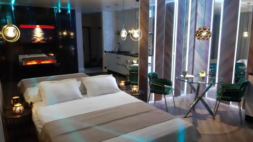 Oskemen Apartment | Oasis Hotel: Guest Rated 10/10 with Inviting Hot Tub