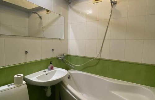 Pervomayskoye Apartment | Cozy Studio Apartment with Panoramic Balcony Near Lenin Square