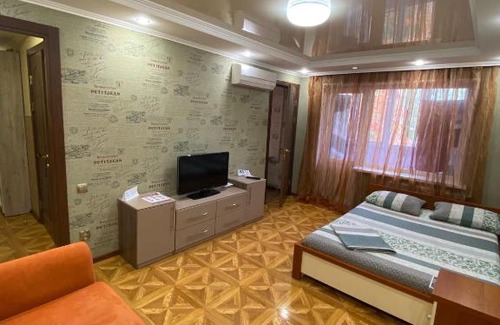 Pervomayskoye Apartment | Cozy One-Bedroom at Grinkevich - Family-Friendly Escape