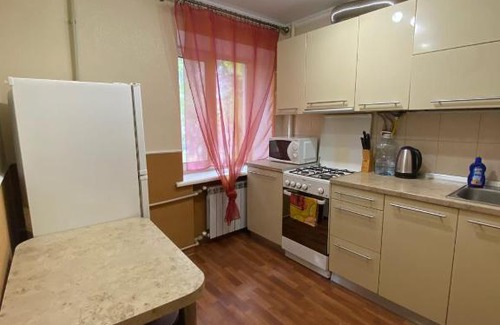 Pervomayskoye Apartment | Cozy One-Bedroom Near Theatre Boulevard – Family Friendly
