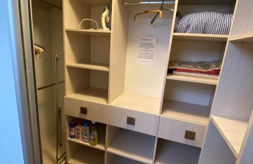 Pervomayskoye Apartment | Cozy One-Bedroom Near Theatre Boulevard – Family Friendly