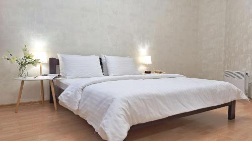 Sukhinovka Apartment | Convenient One-Bedroom Apartment Near Chestnut Alley, Poltava