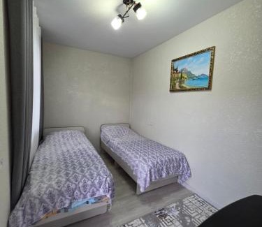 Cholpon-Ata House | Озёрная 44а