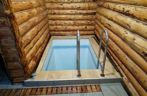 Kharkiv Oblast Villa | Experience Comfort at Ордовская слобода with Pool Access