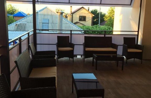 Yeysk Hotel | Family-Friendly Getaway in Ейск with Kitchen Access