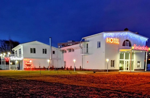 Veliky Novgorod Hotel | Budget-Friendly Retreat at Hotel "Веряжский" with Breakfast