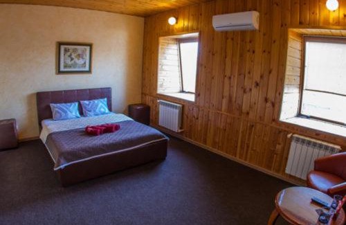 Saratov Hotel | Elegant Stay at Отель Империал with Pool & Hot Tub