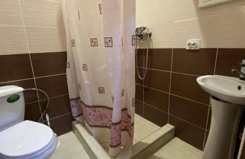 Glubokinskoe Hotel | Affordable Stay at Отель «Ной» with Kitchen Amenities
