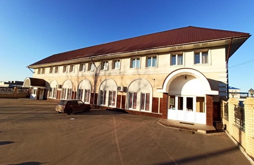Shumerlya Hotel | Budget-Friendly Stay at Hotel Oriental with Breakfast Included