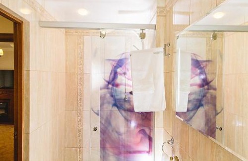 Chaykovsky Hotel | Discover Отель Чайковский: Breakfast Included, 9/10 Rating