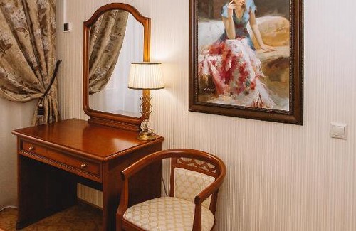Chaykovsky Hotel | Discover Отель Чайковский: Breakfast Included, 9/10 Rating