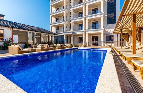 Kabardinka Hotel | Inviting Отель Южные Ночи: 4-Star Comfort with a Pool