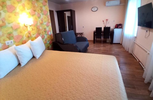 Irkutsk Hotel | Discover Hotel Modul: Family-Friendly with Breakfast Included