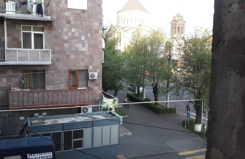Arabkir Apartment | Inviting Apartment in Yerevan with Pool Access