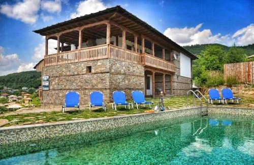 Leshten Villa | Discover Panorama House & Eco Cottages in Leshten