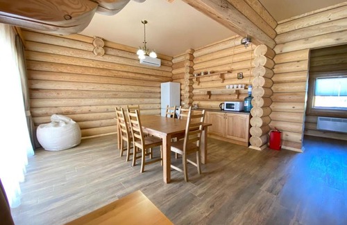 Krasnoslobodsk Hotel | Discover Бобры Park Hotel: Pool, Breakfast & Hot Tub