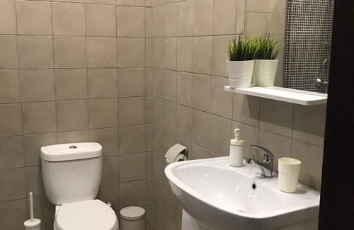 Orenburg Hotel | Budget-Friendly Park-Hotel “КуRRортный” with Pool & Breakfast