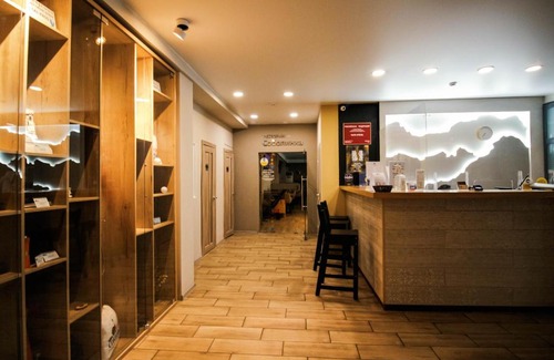 Baykalsk Hotel | Discover Парк-Отель "Соболинка": Guest Rated 9/10 with Hot Tub