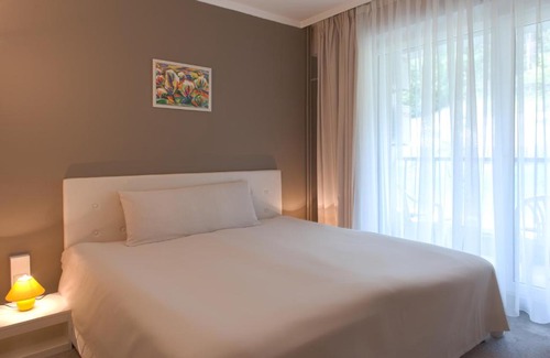 Vranyantsi Hotel | Discover Park Hotel Kyustendil: Guest Rated 9/10 Escape