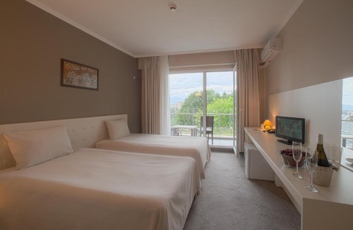 Vranyantsi Hotel | Discover Park Hotel Kyustendil: Guest Rated 9/10 Escape