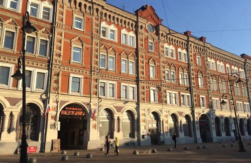 Nizhniy Novgorod City Centre Apartment | Unforgettable Stay at Пассаж Блиновых - Rated 10/10