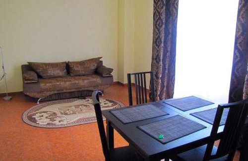 Morshin Hotel | Discover Перлина: Oceanfront Retreat with Pet-Friendly Perks