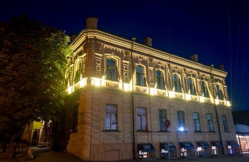 Kirovograd Hotel | Guest Rated 10/10 at Готель Петрівський with Breakfast Included