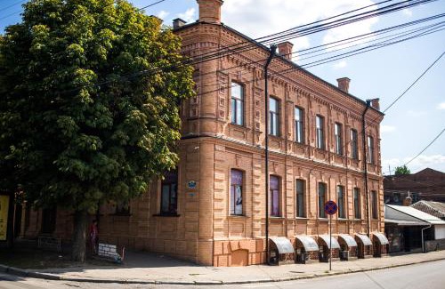 Kirovograd Hotel | Guest Rated 10/10 at Готель Петрівський with Breakfast Included