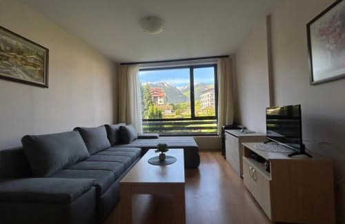 Razlog Apartment | Mountain Sunrise: 4-Star Retreat with Oceanfront Views