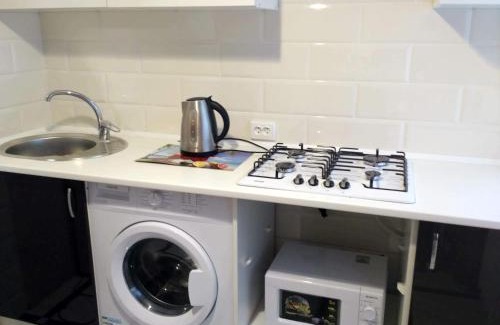 Konotop Apartment | Cozy City Center Apartment - Family Friendly Retreat
