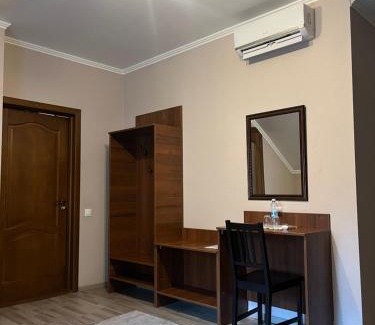 Mykolaiv Hotel | Discover Поляна Купіль: Family-Friendly with Pool Access