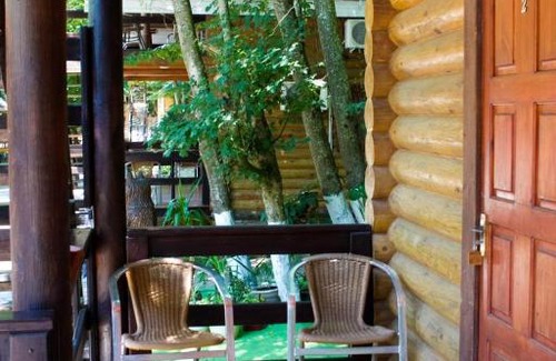 Goryachiy Klyuch House | Pet Friendly Retreat at Поместье Холодный Ручей with Pool