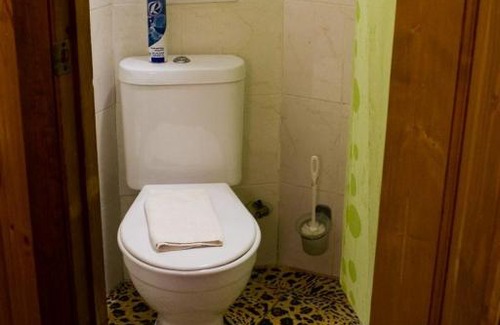 Goryachiy Klyuch House | Pet Friendly Retreat at Поместье Холодный Ручей with Pool