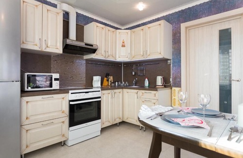 Ufa Apartment | Guest Rated 10/10: Chernikovka Deluxe with Pool & Hot Tub