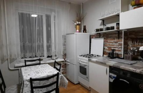 Hisarja Apartment | Cozy Apartment with Family-Friendly Amenities