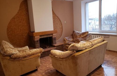 Darnyckyj Hotel | Discover Причал: Pet-Friendly Haven with Spa and Hot Tub