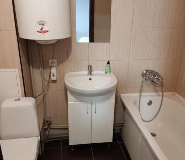 Krivoy Rog Apartment | Highly Rated Hotel at проспект Миру 35 - Book Now!