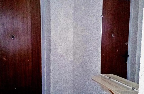Probuzhdeniye Apartment | Discover проспект Химиков 3/1: Pet-Friendly Getaway