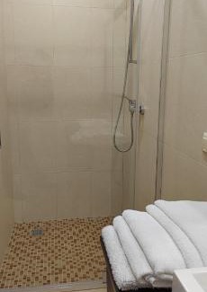 Darnyckyj Apartment | Modern Apartment in Kiev - Family & Wheelchair Accessible