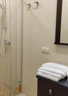 Darnyckyj Apartment | Modern Apartment in Kiev - Family & Wheelchair Accessible