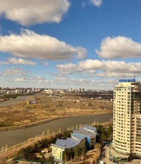 Nur-Sultan Apartment | Просторная квартира у Набережной в ЖК Симфония