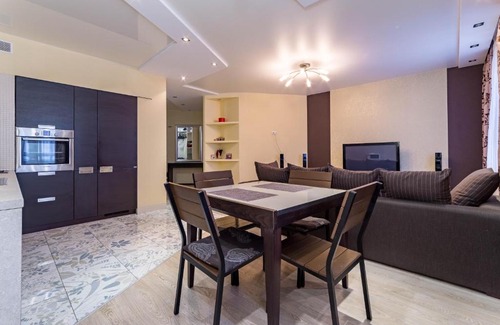 Kirovskiy rayon Apartment | Spacious Apartment Near UrFU for Your Perfect Stay