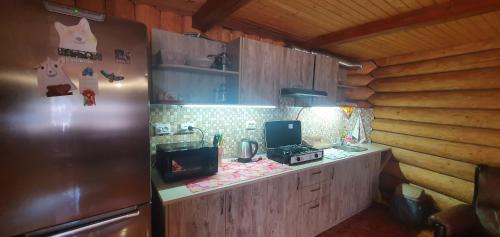 Mykulychyn House | Perfect Family Retreat at Прутець with 9.7/10 Rating