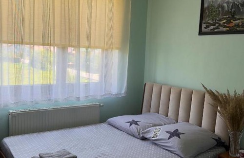 Volovets Apartment | Pet-Friendly Escape at Під Боржавою: Guest Rated 10/10