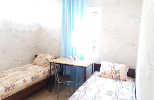 Adler City Centre House | Oceanfront Paradise: Райский дворик Awaits You!