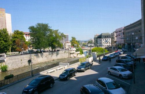 Gabrovo Apartment | Family-Friendly Retreat at Рачо Ковача with Dining Options