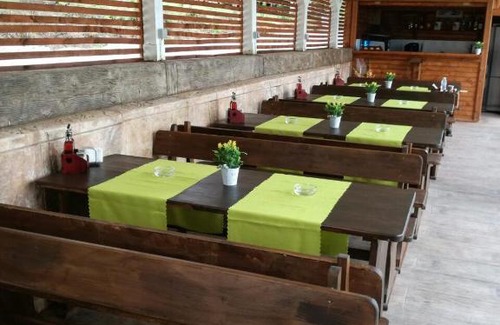 Ravna Gora Apartment | Discover Резиденция АТИЯ: Rated 9/10 with Pool & Breakfast