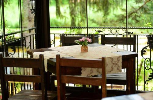Malko Tarnovo Hotel | Pet-Friendly Retreat at РИБАРНИКЪ with Family Amenities