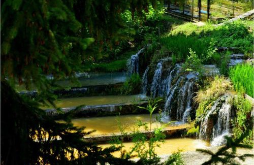 Malko Tarnovo Hotel | Pet-Friendly Retreat at РИБАРНИКЪ with Family Amenities