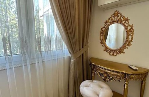 Konakli Apartment | Beachfront Villa Retreat with Pool and Pet-Friendly Amenities